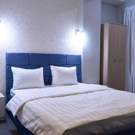 Montana Hotel Almaty Eksteriør bilde